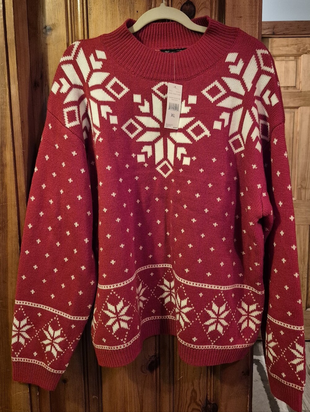 New Tint & Shadow Womens XL Snowflake Chunky Knit Red/White Sweater NWT